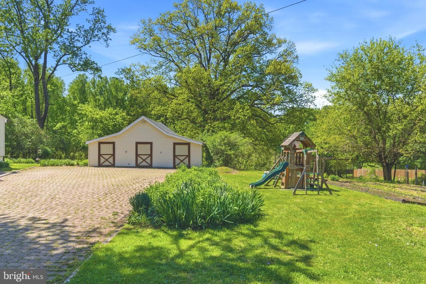 12230 Greenspring Avenue photo 28