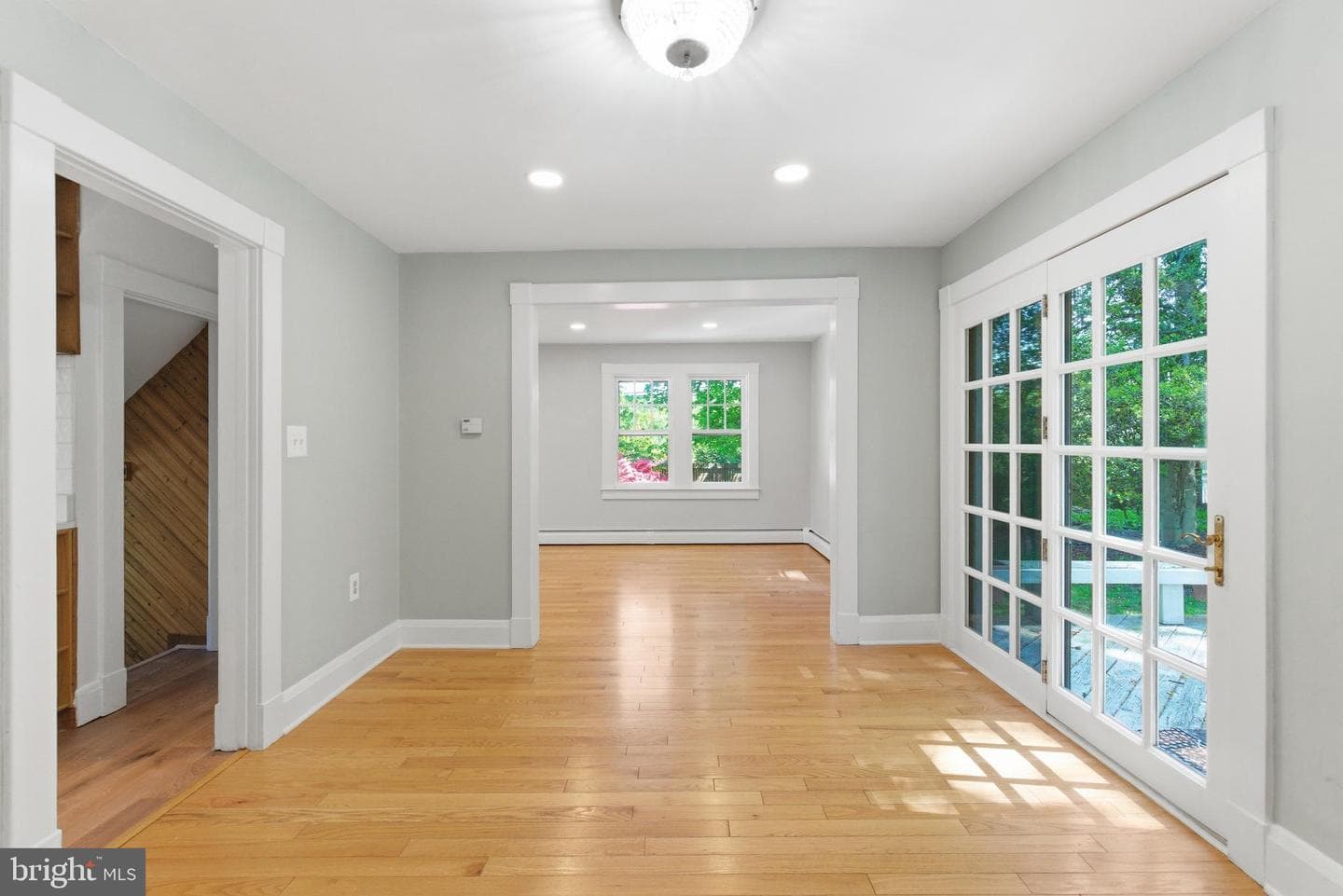 12230 Greenspring Avenue photo 8