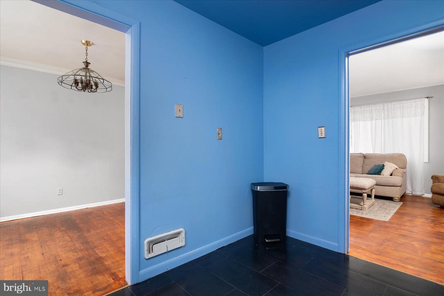 3700 Crossleigh Court photo 13