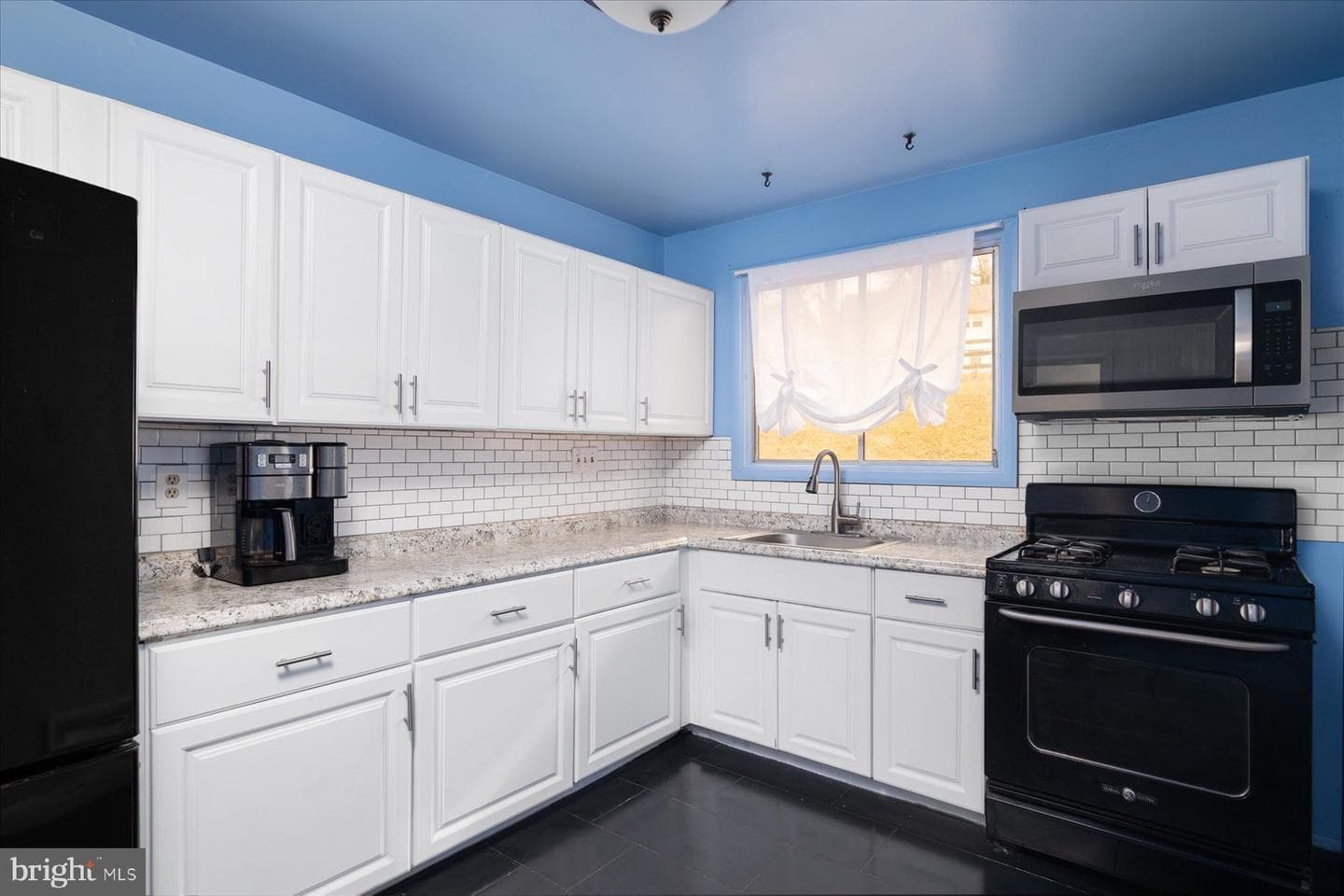 3700 Crossleigh Court photo 14
