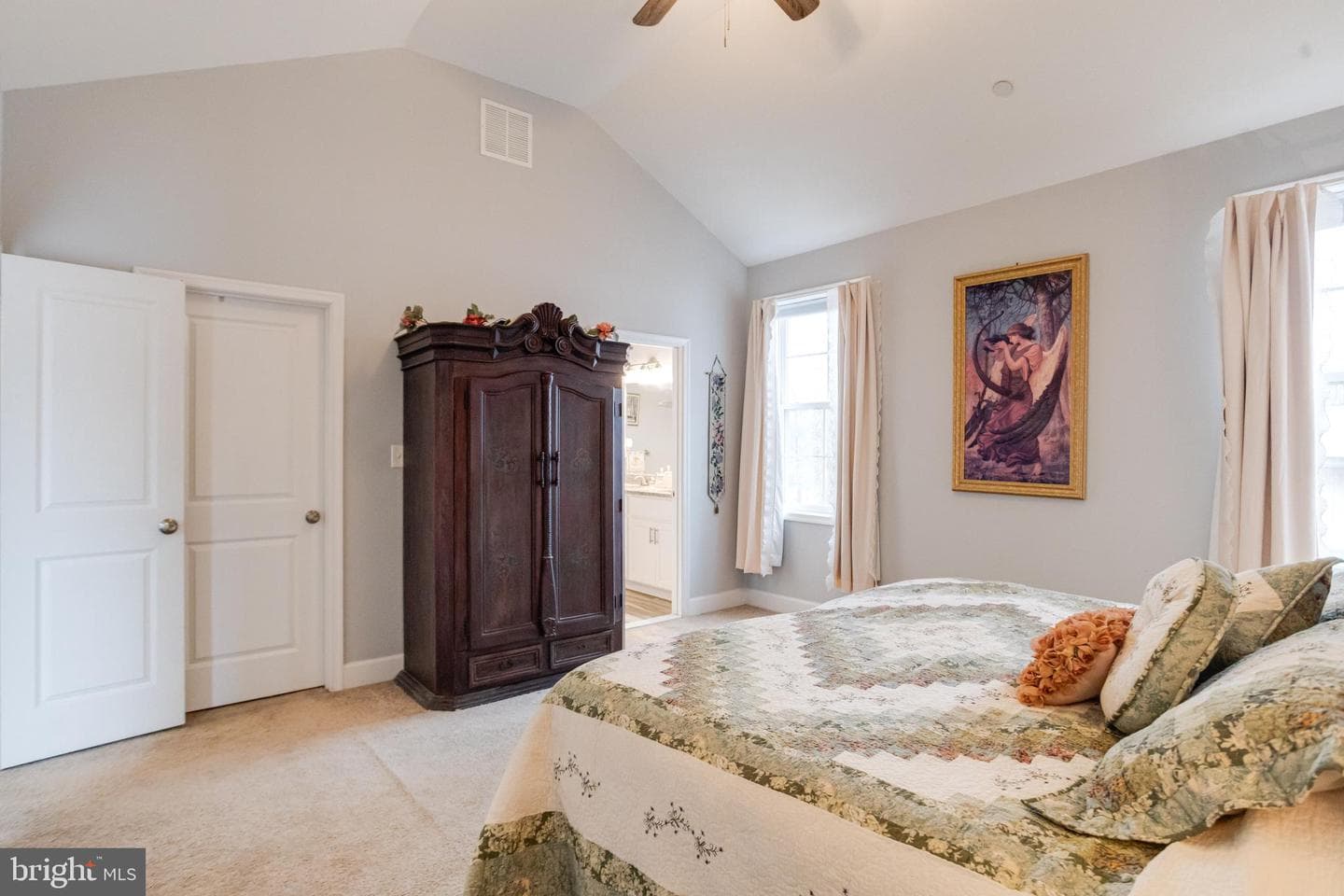 708 Hyde Park Road photo 27