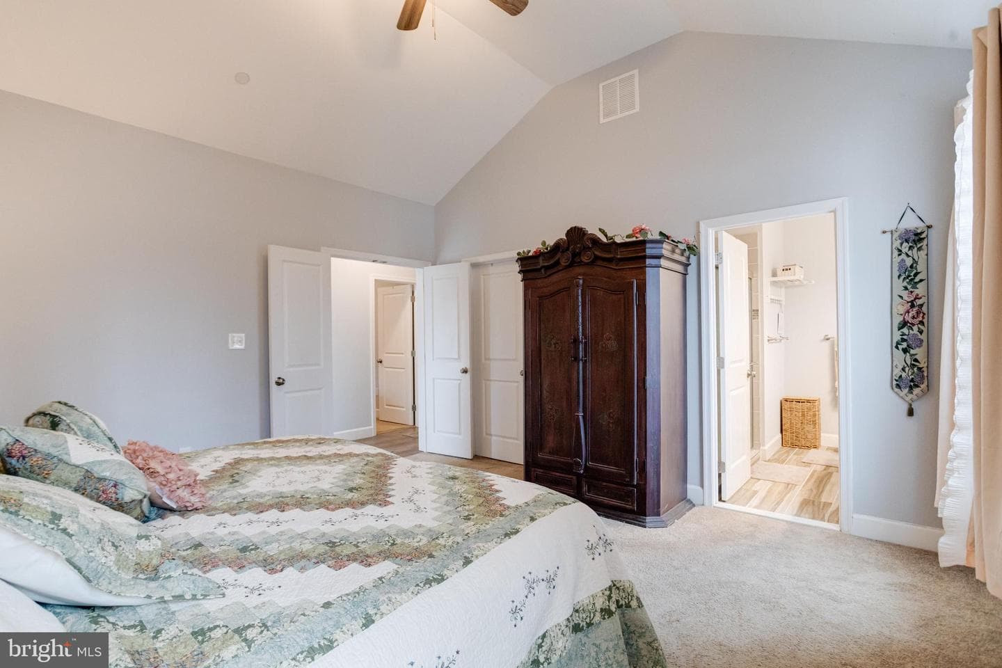 708 Hyde Park Road photo 30