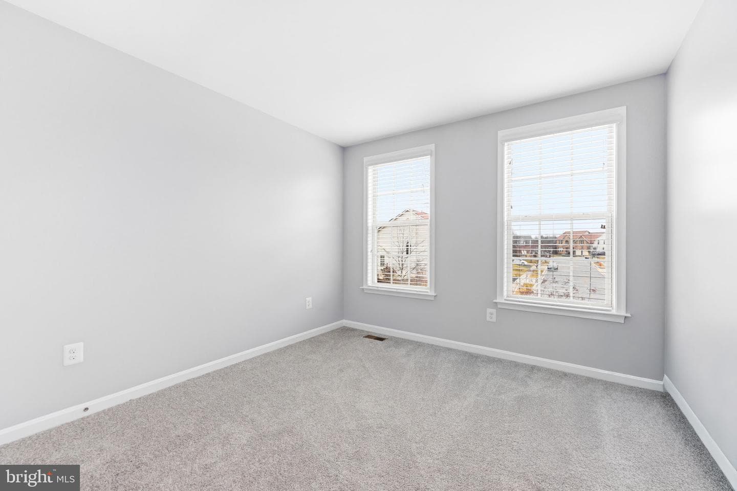 9429 Barnside Court photo 33