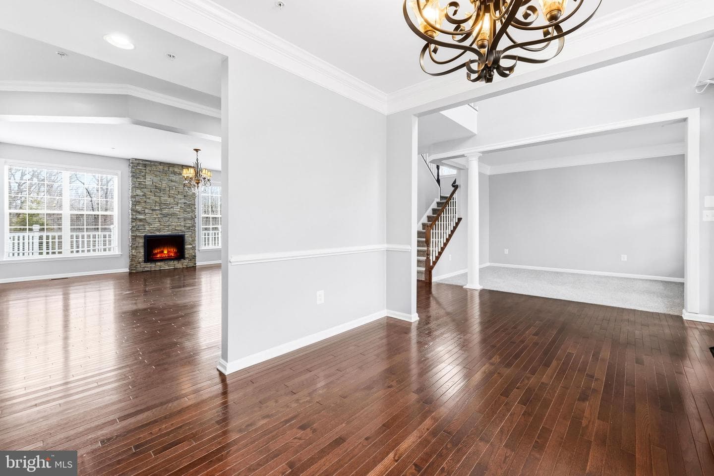 9429 Barnside Court photo 4