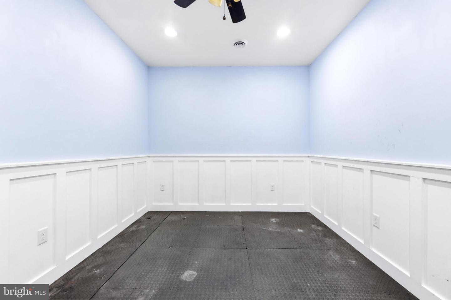 9429 Barnside Court photo 45