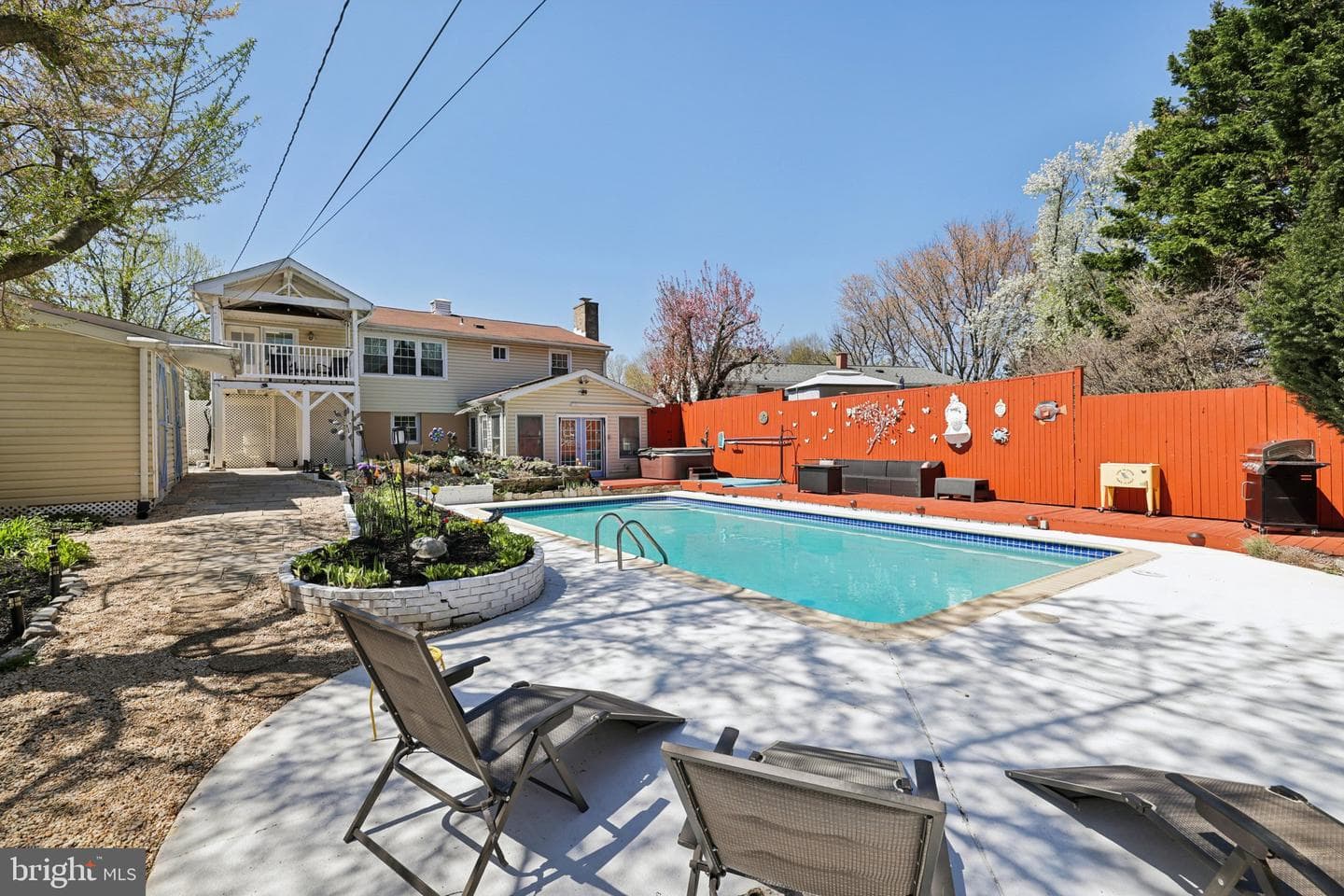 305 Janet Road photo 48