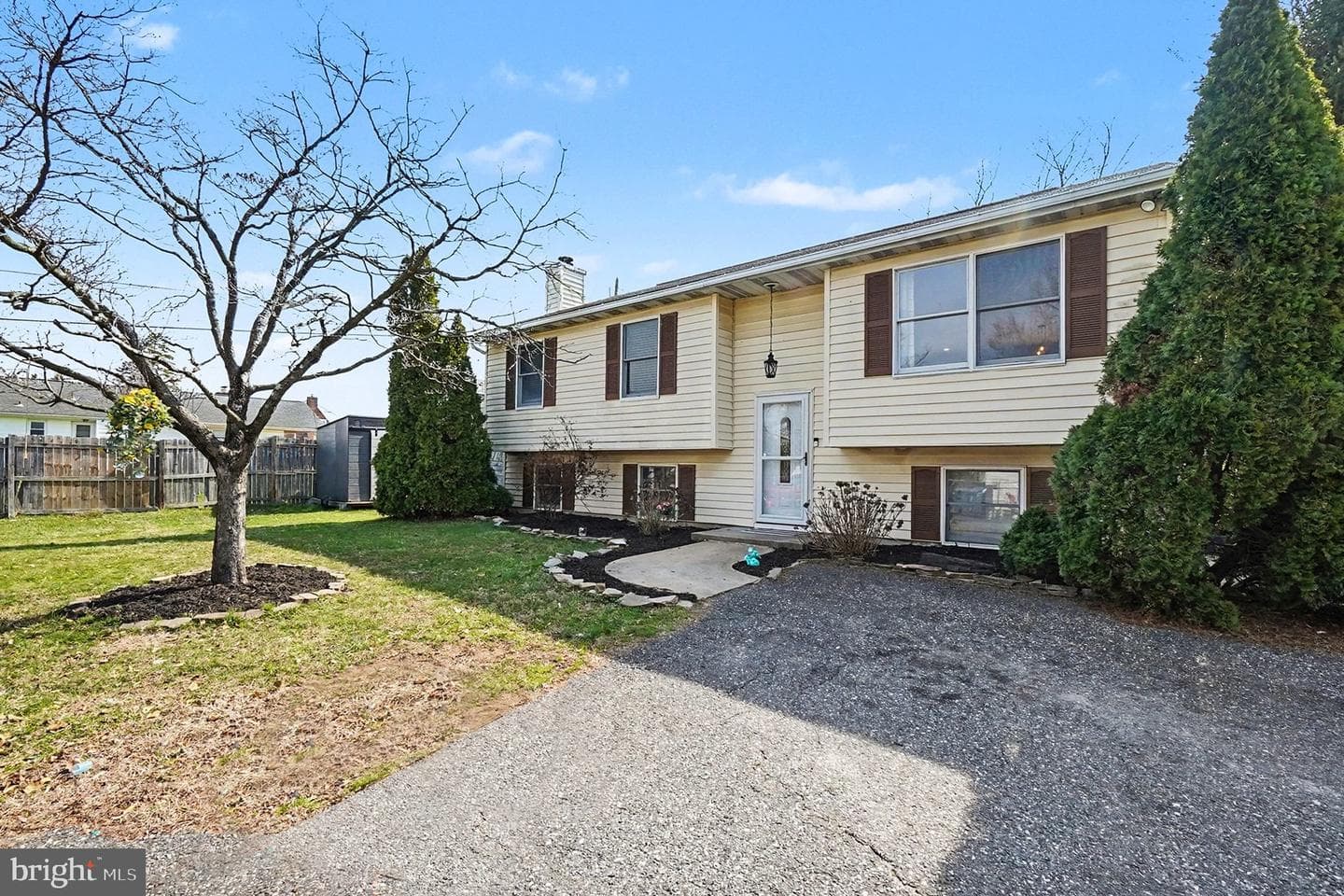 2702 Wildberger Avenue photo 3