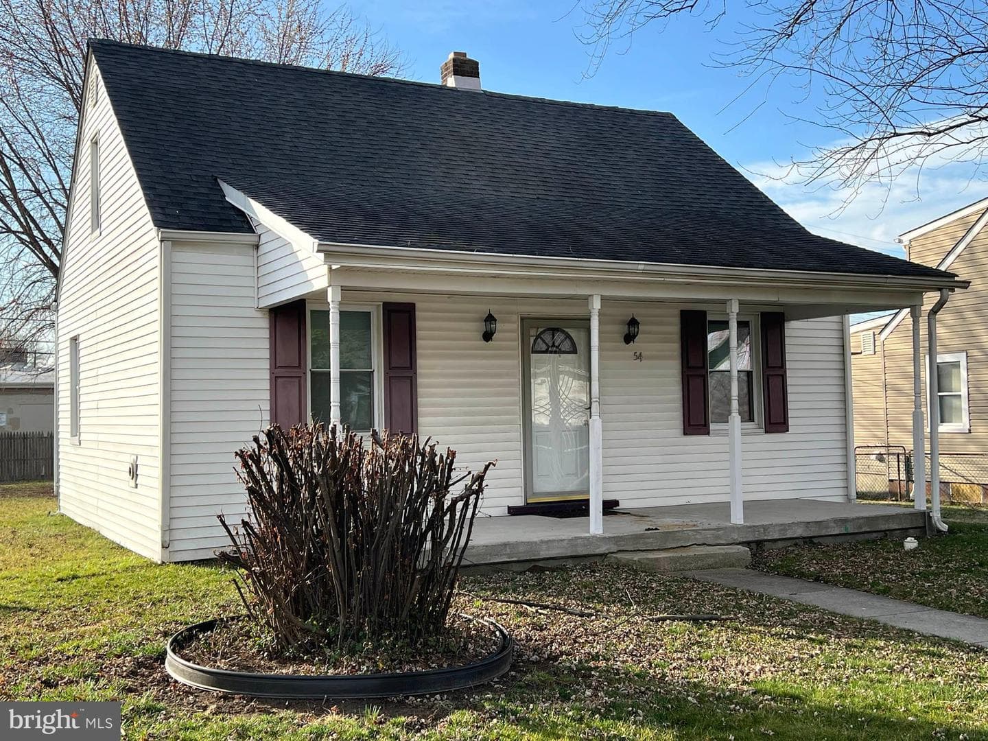 54 Riverside Road
