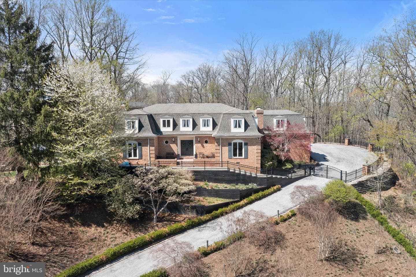 2102 Highland Ridge Drive