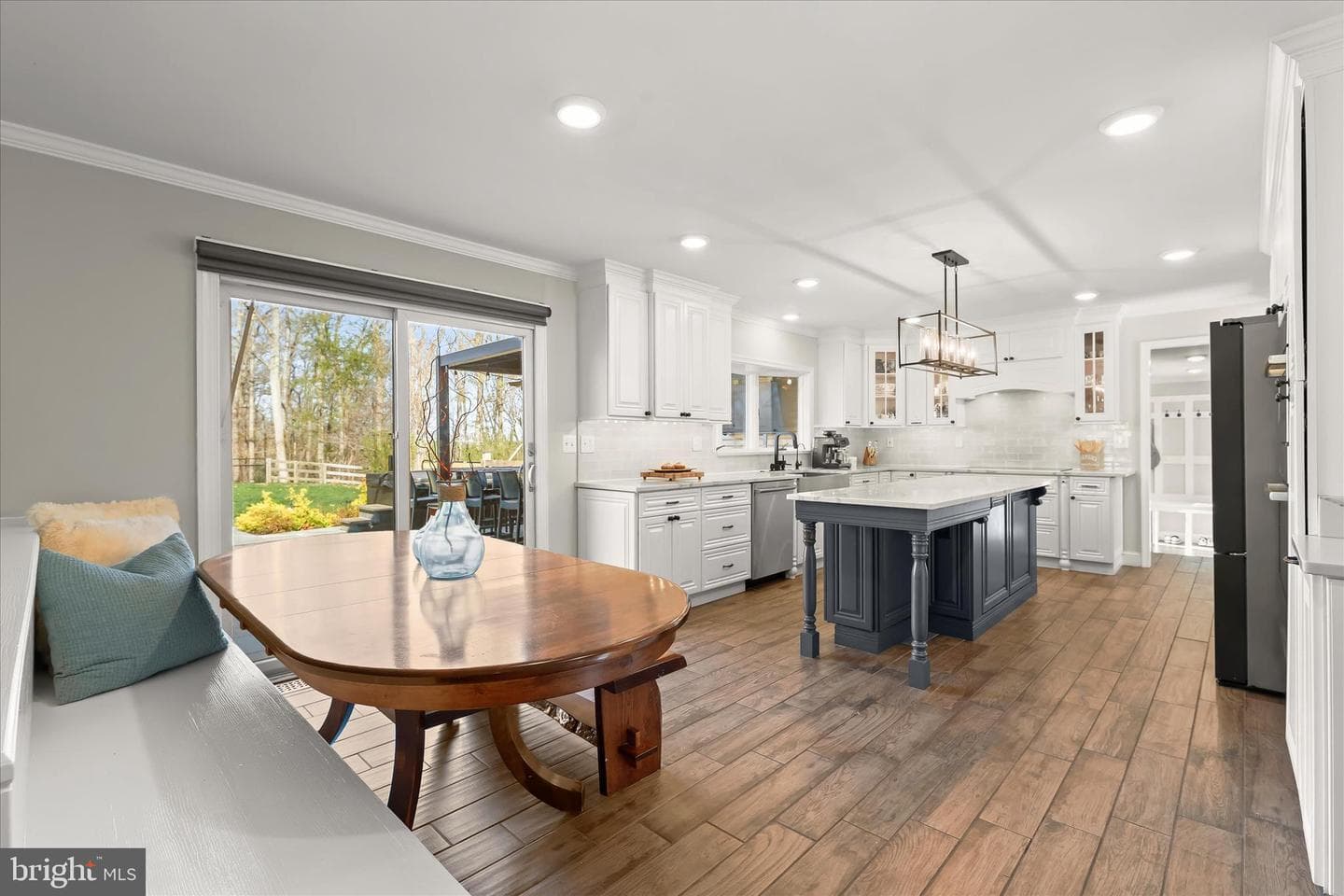 2102 Highland Ridge Drive photo 14