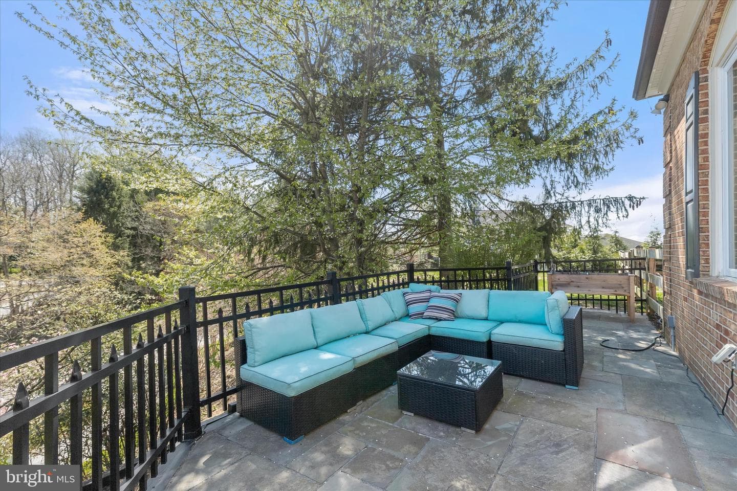 2102 Highland Ridge Drive photo 4
