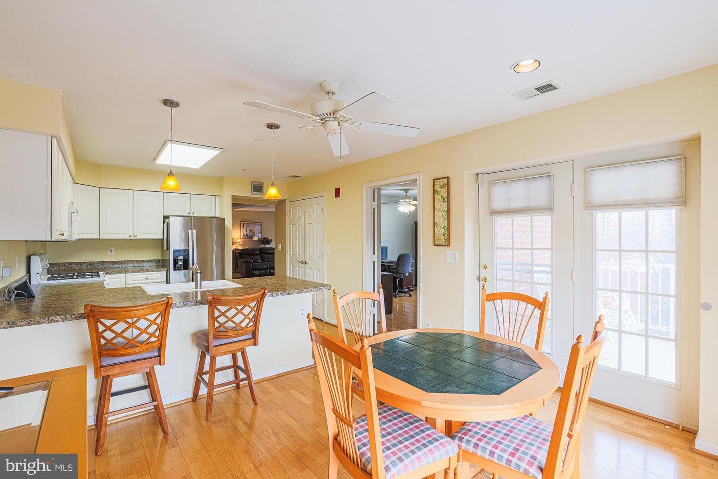 600 Straffan #405 photo 22