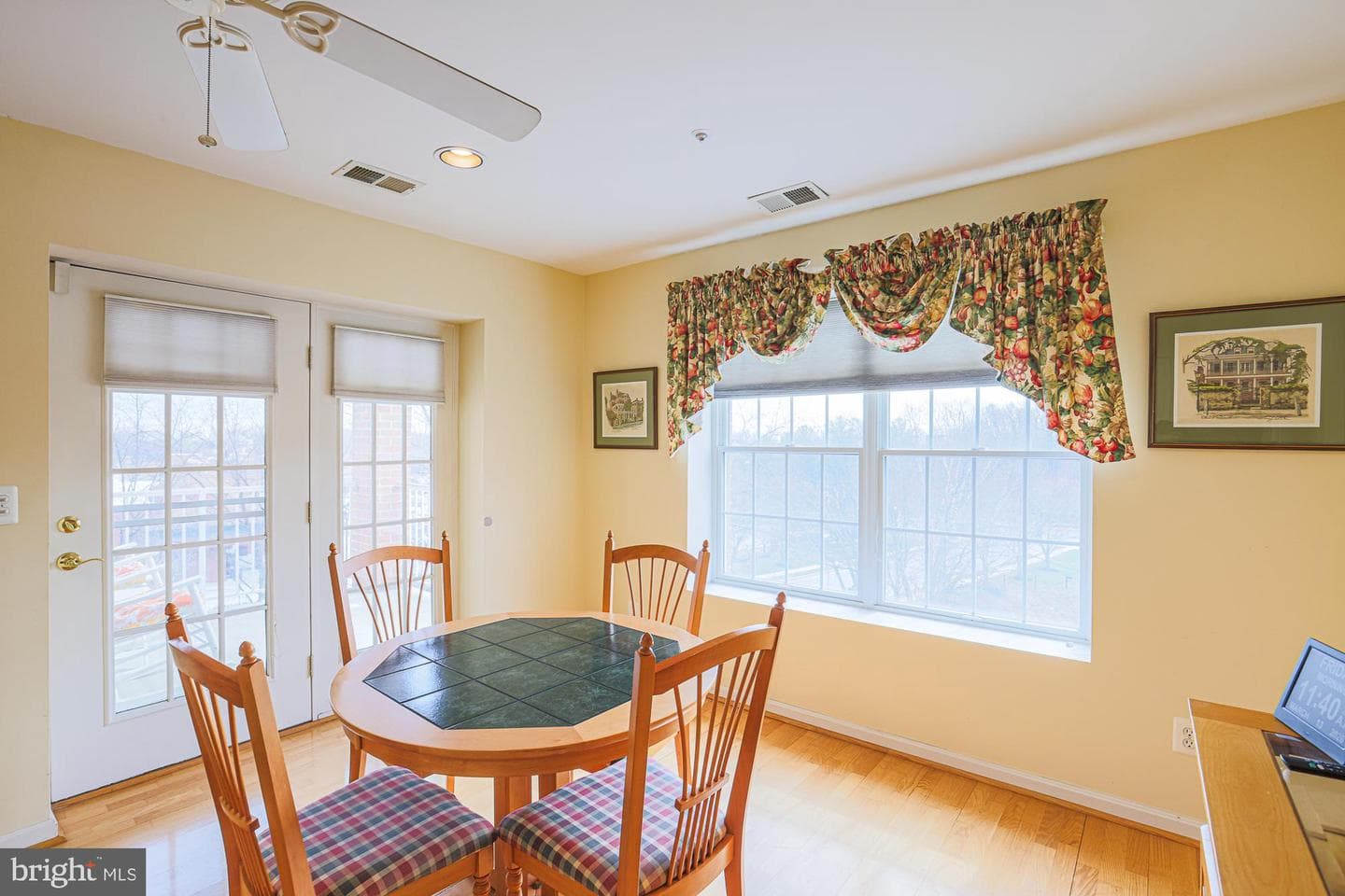 600 Straffan #405 photo 23