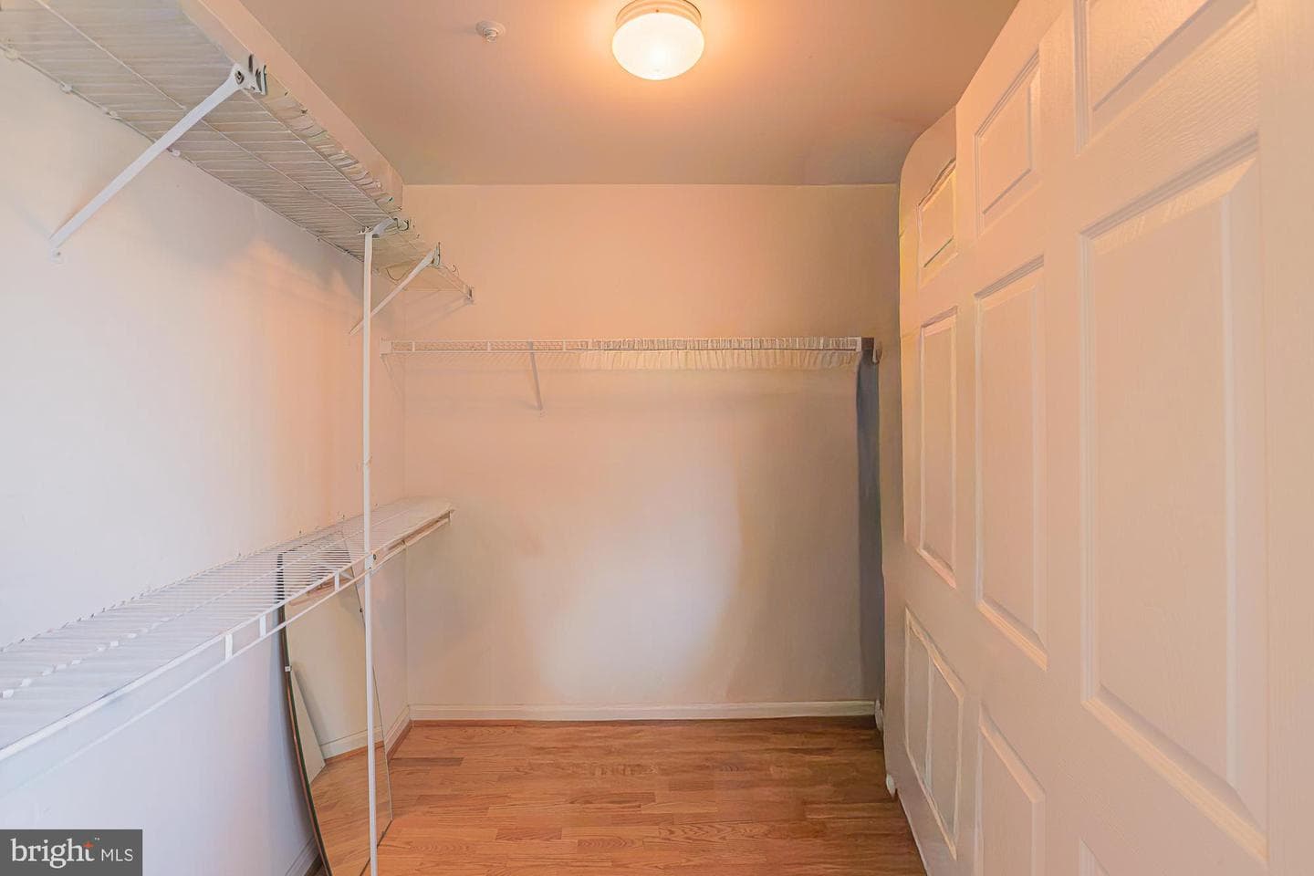 600 Straffan #405 photo 29