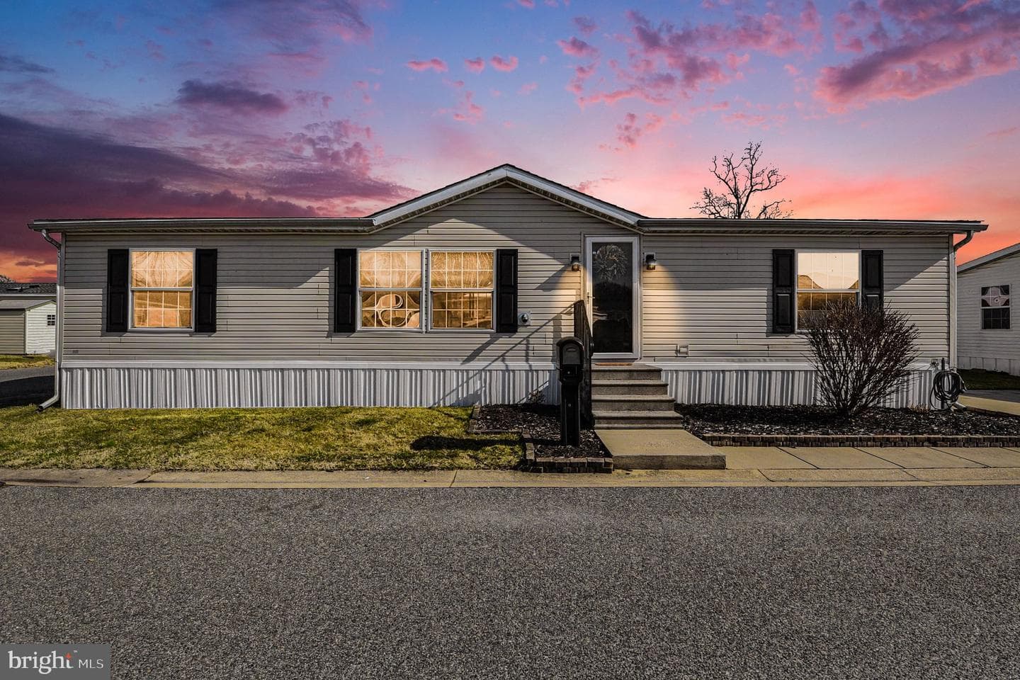 211 Kerria Lane