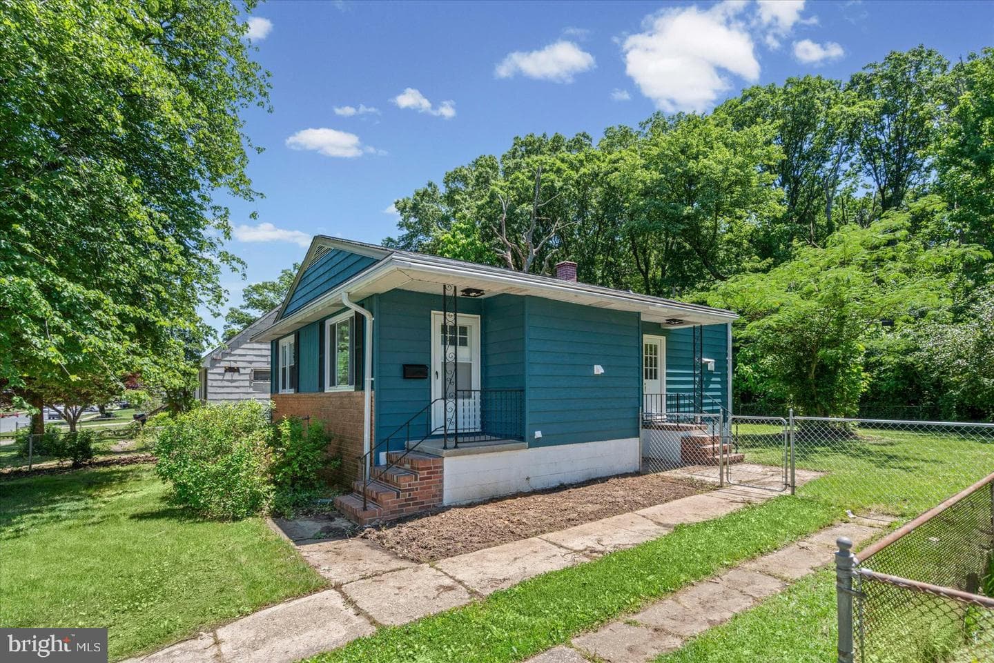 927 Homberg Avenue photo 4
