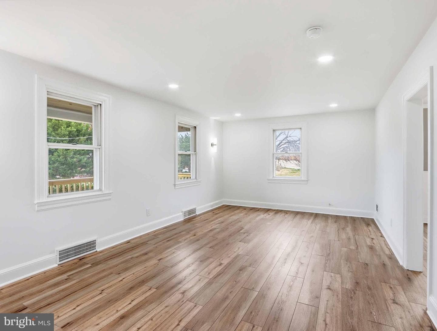 1224 Greystone Road photo 5