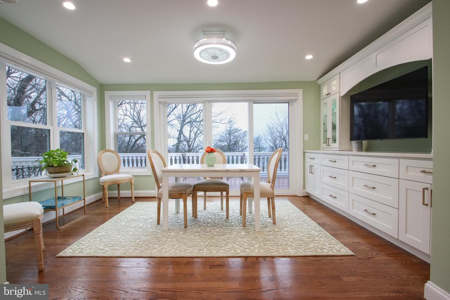 2011 Highland Ridge Drive photo 19