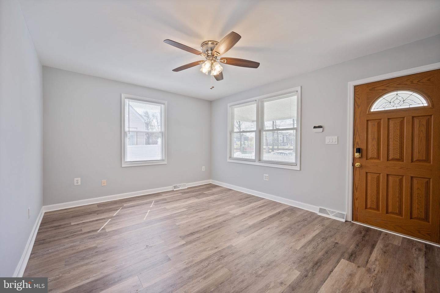8626 Wise Avenue photo 10
