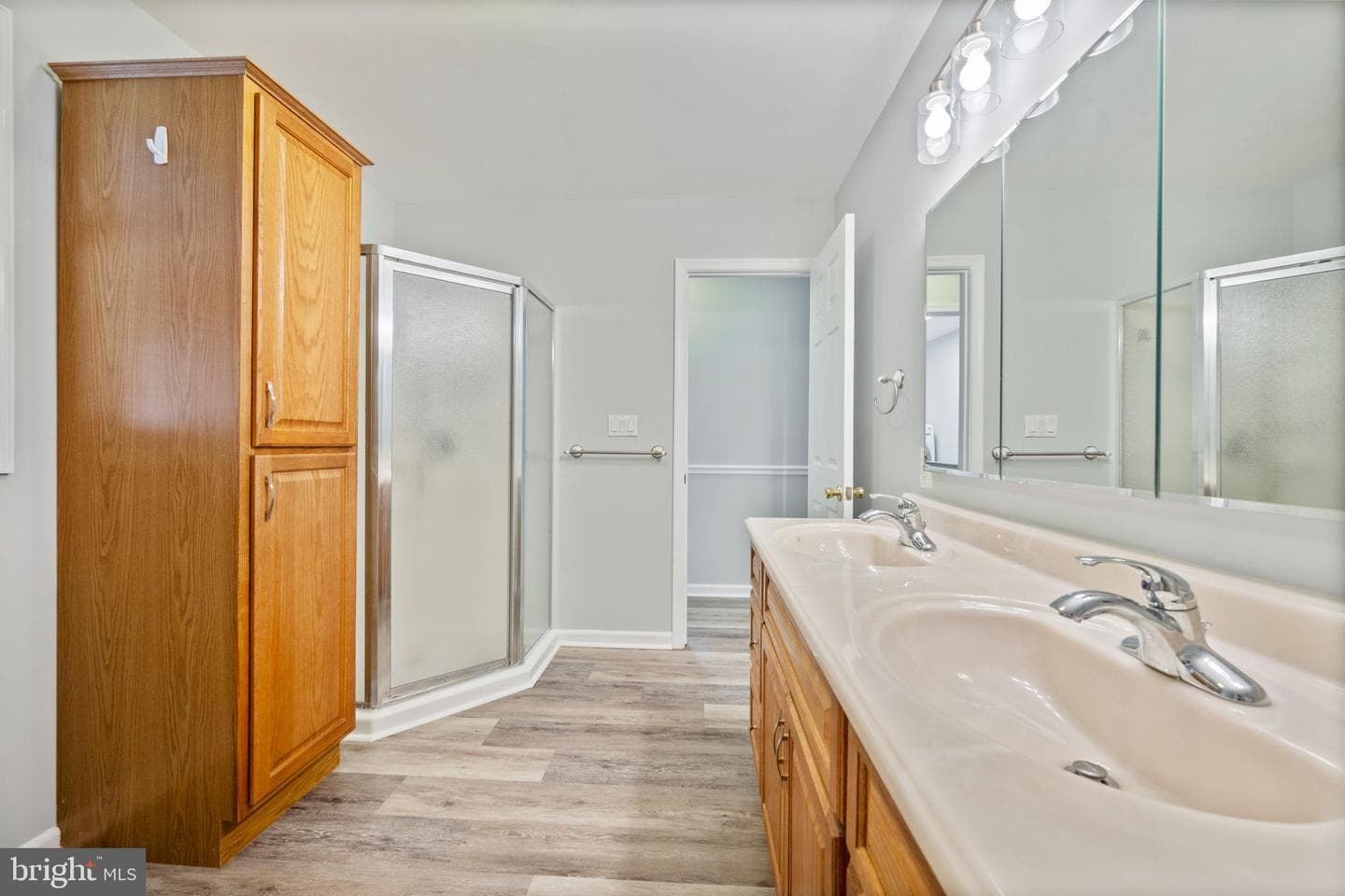 8626 Wise Avenue photo 34