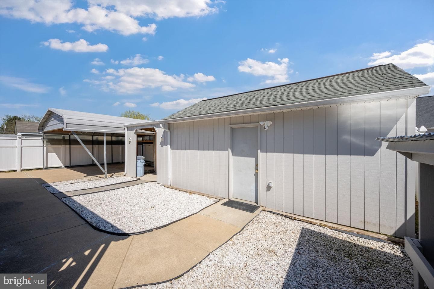 8626 Wise Avenue photo 42