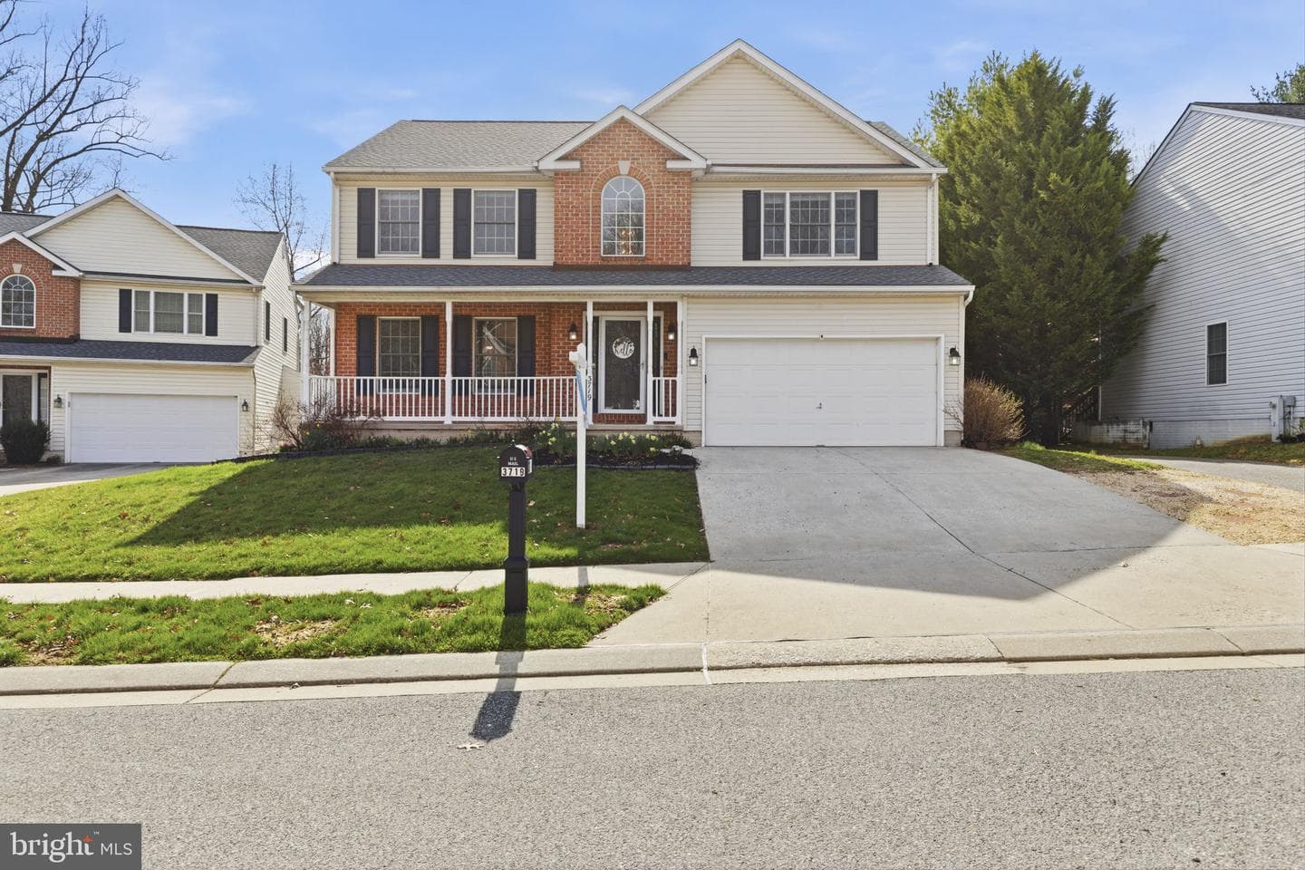 3719 Green Oak Court photo 2