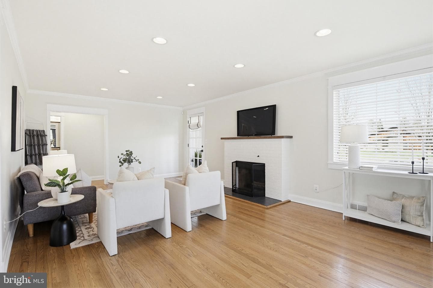 2107 Edmondson Avenue photo 5