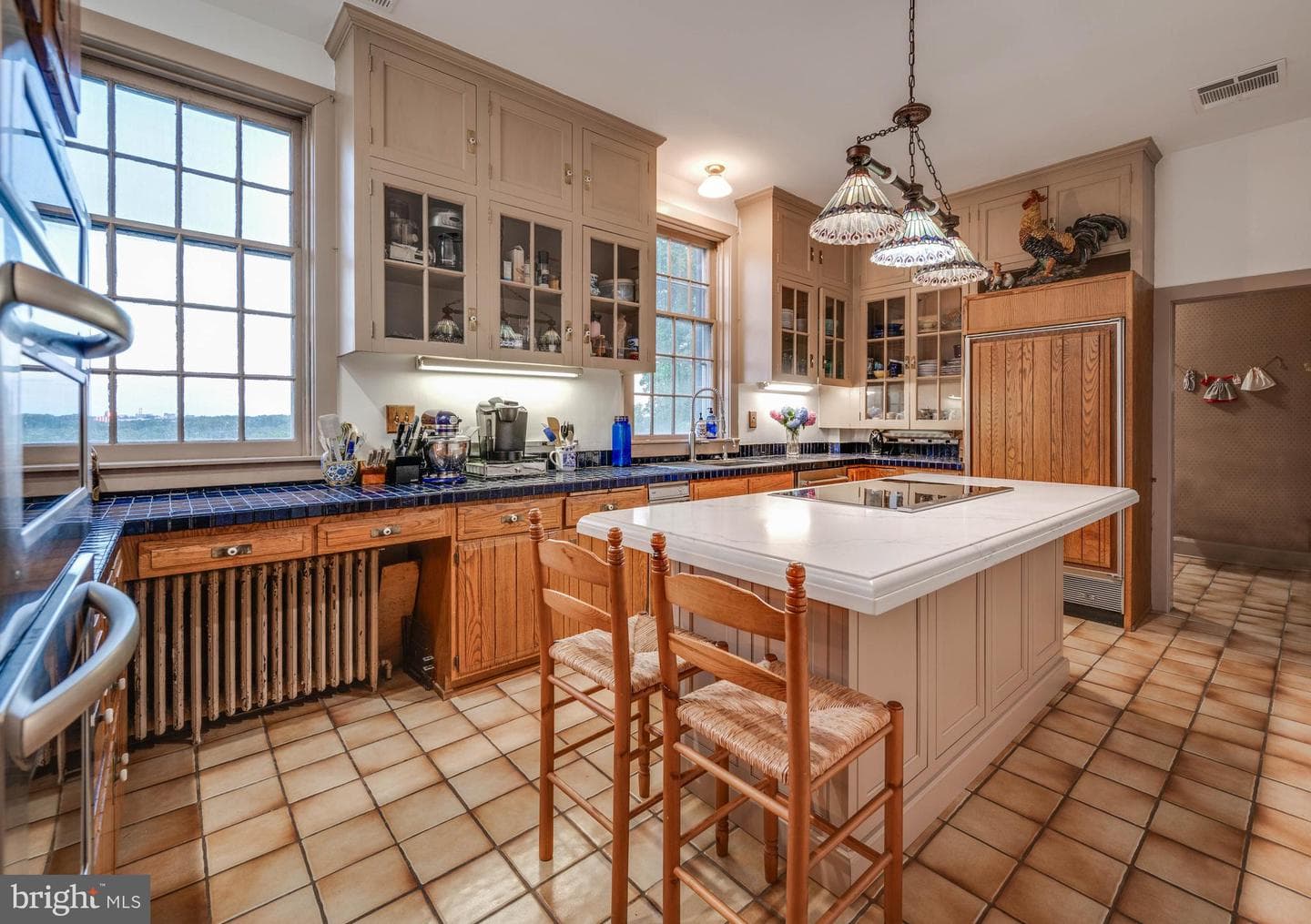 2207 Eastlake Road photo 14