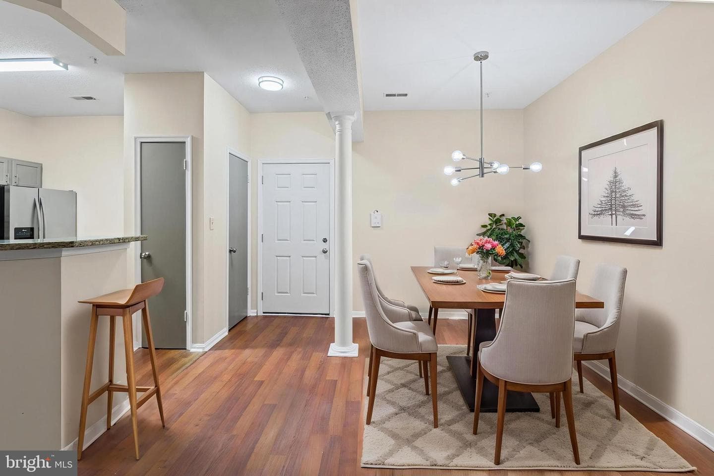 7206 Bogley #102 photo 2