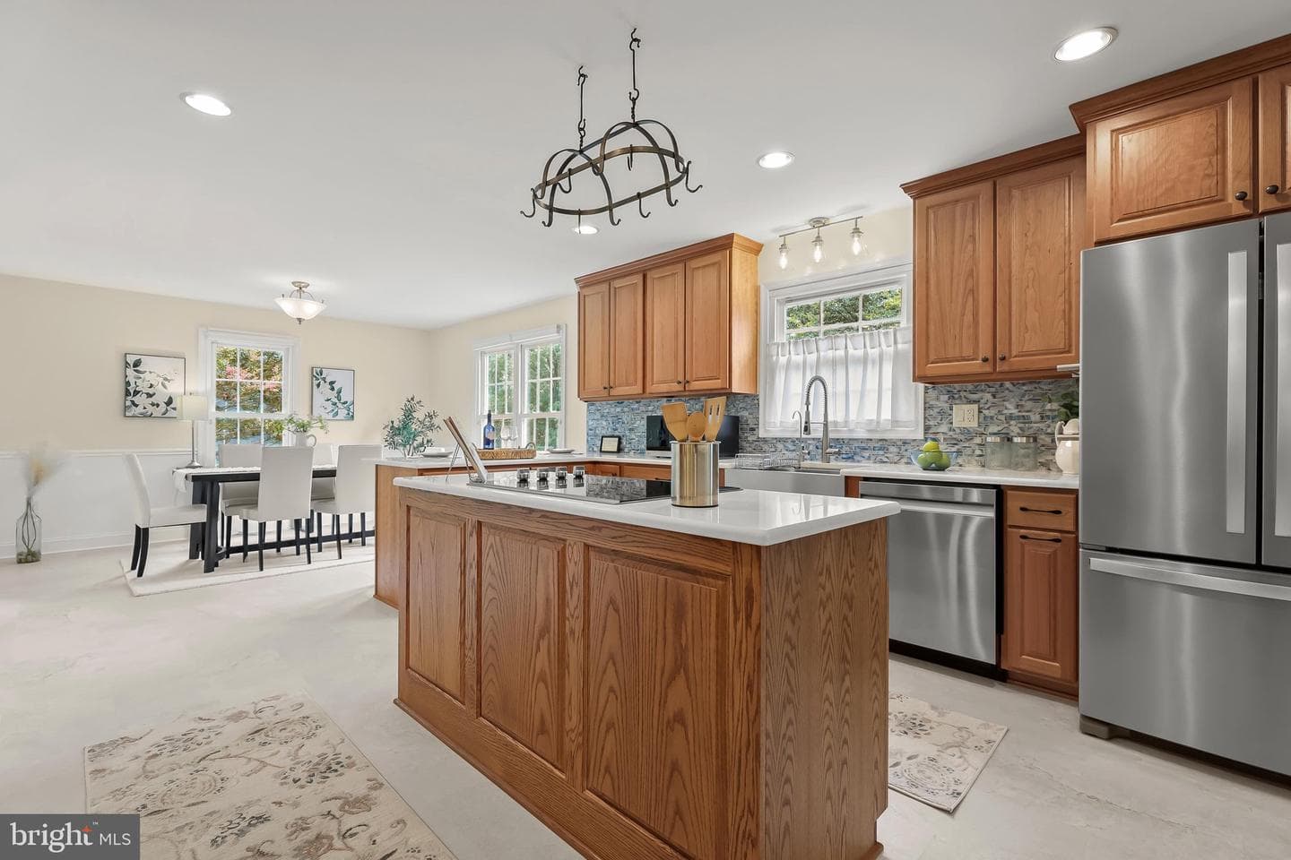 5 Barnstable Court photo 28