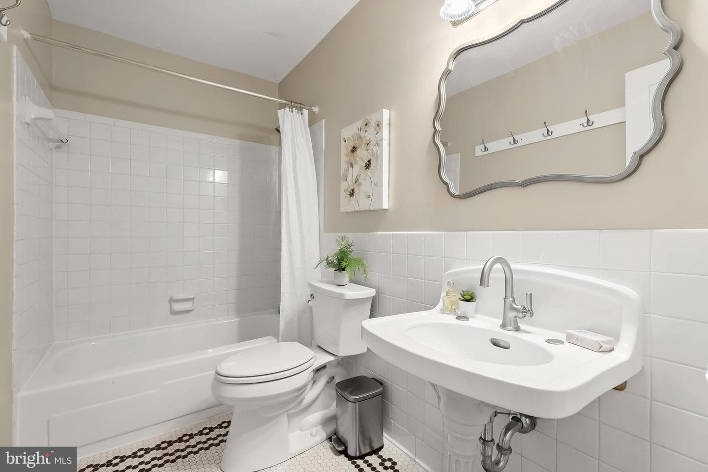 5 Barnstable Court photo 49