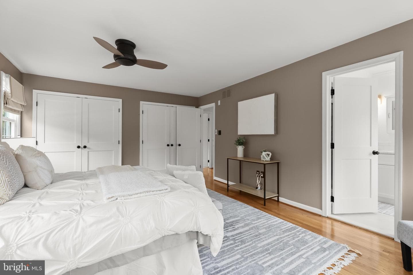 5 Barnstable Court photo 53