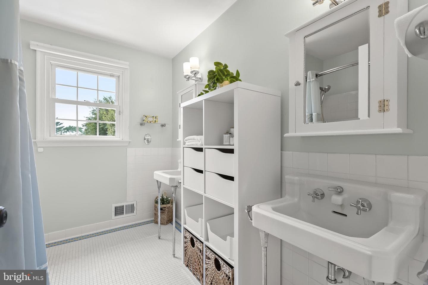 5 Barnstable Court photo 64