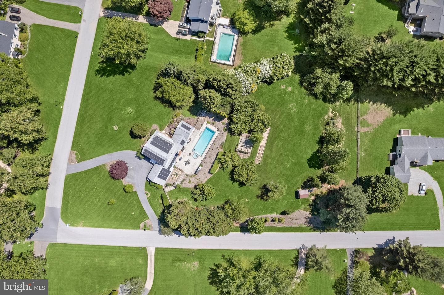 5 Barnstable Court photo 76