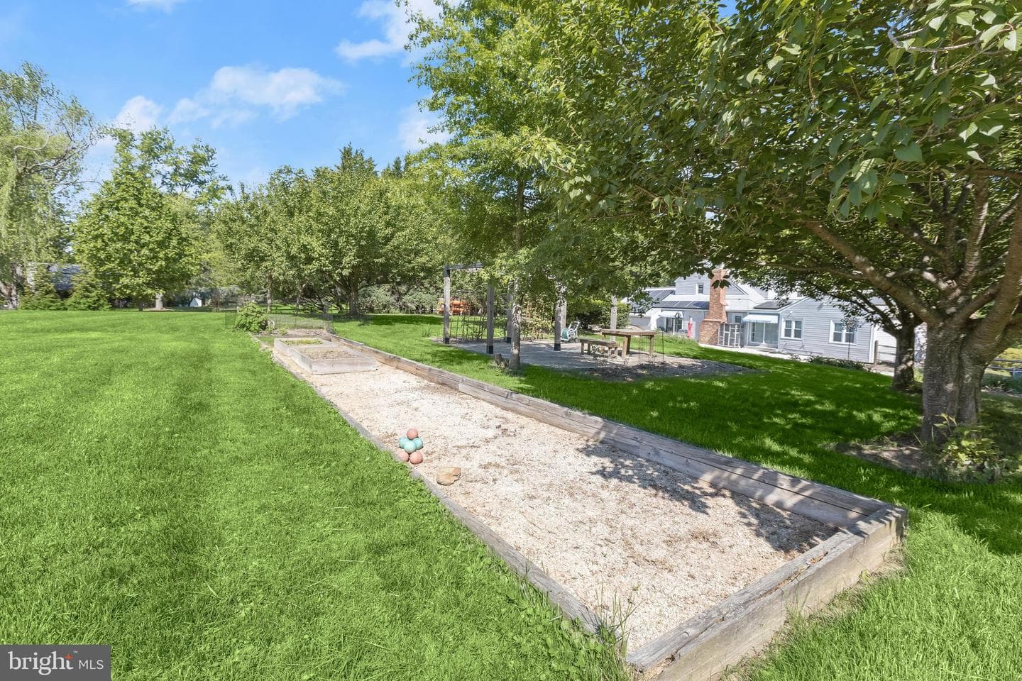5 Barnstable Court photo 92