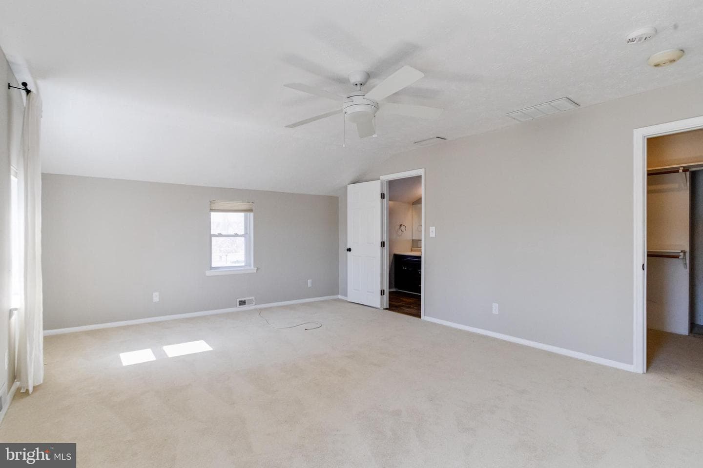 3809 Clarks Point photo 10