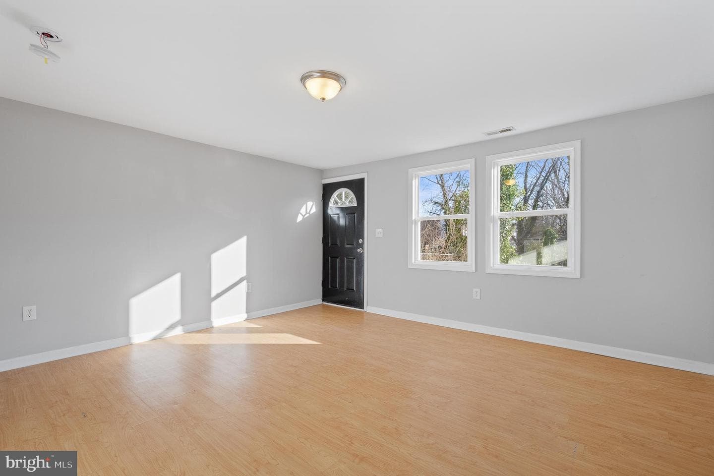 801 Seckel Court photo 13