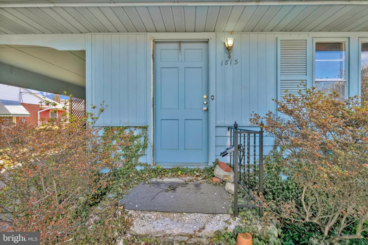 1815 Dunwoody Road photo 3