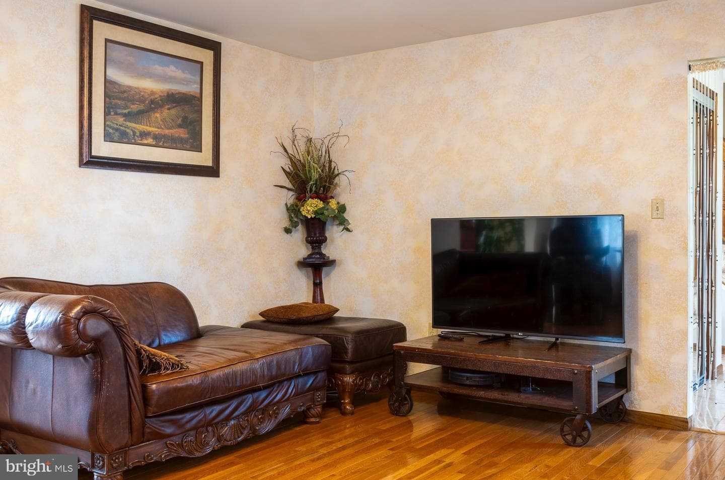 212 New Avenue photo 13