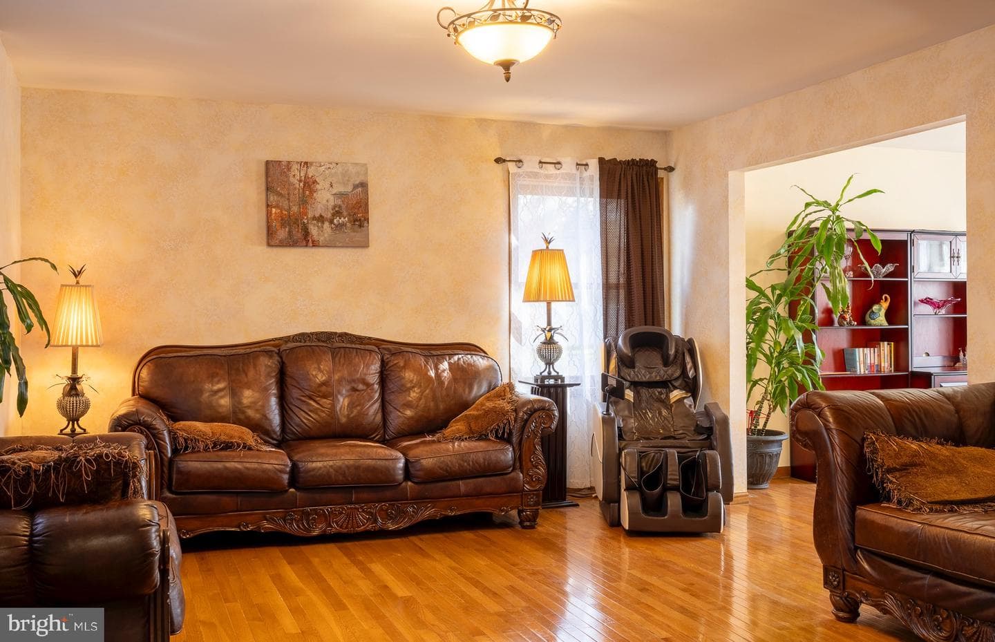 212 New Avenue photo 5