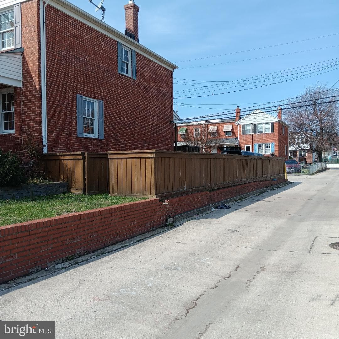 6948 Broening Road photo 7