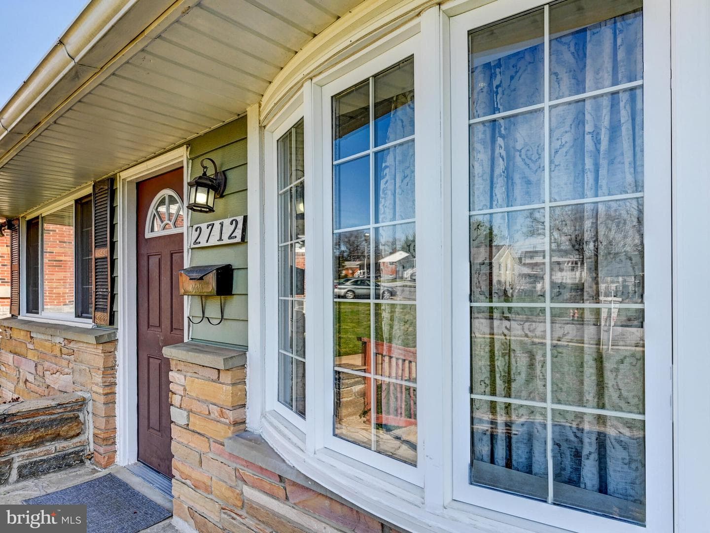 2712 Burridge Road photo 5