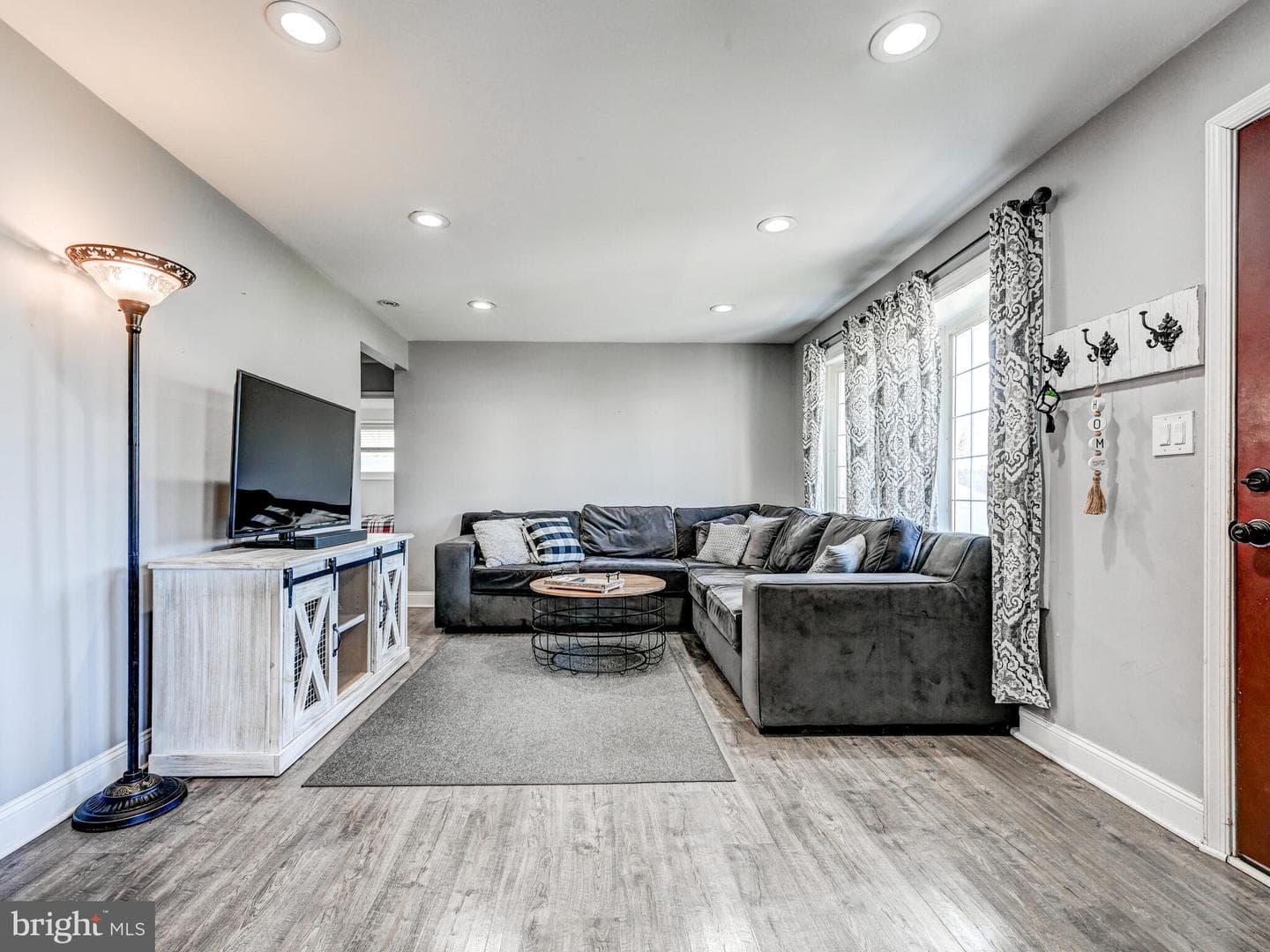 2712 Burridge Road photo 8