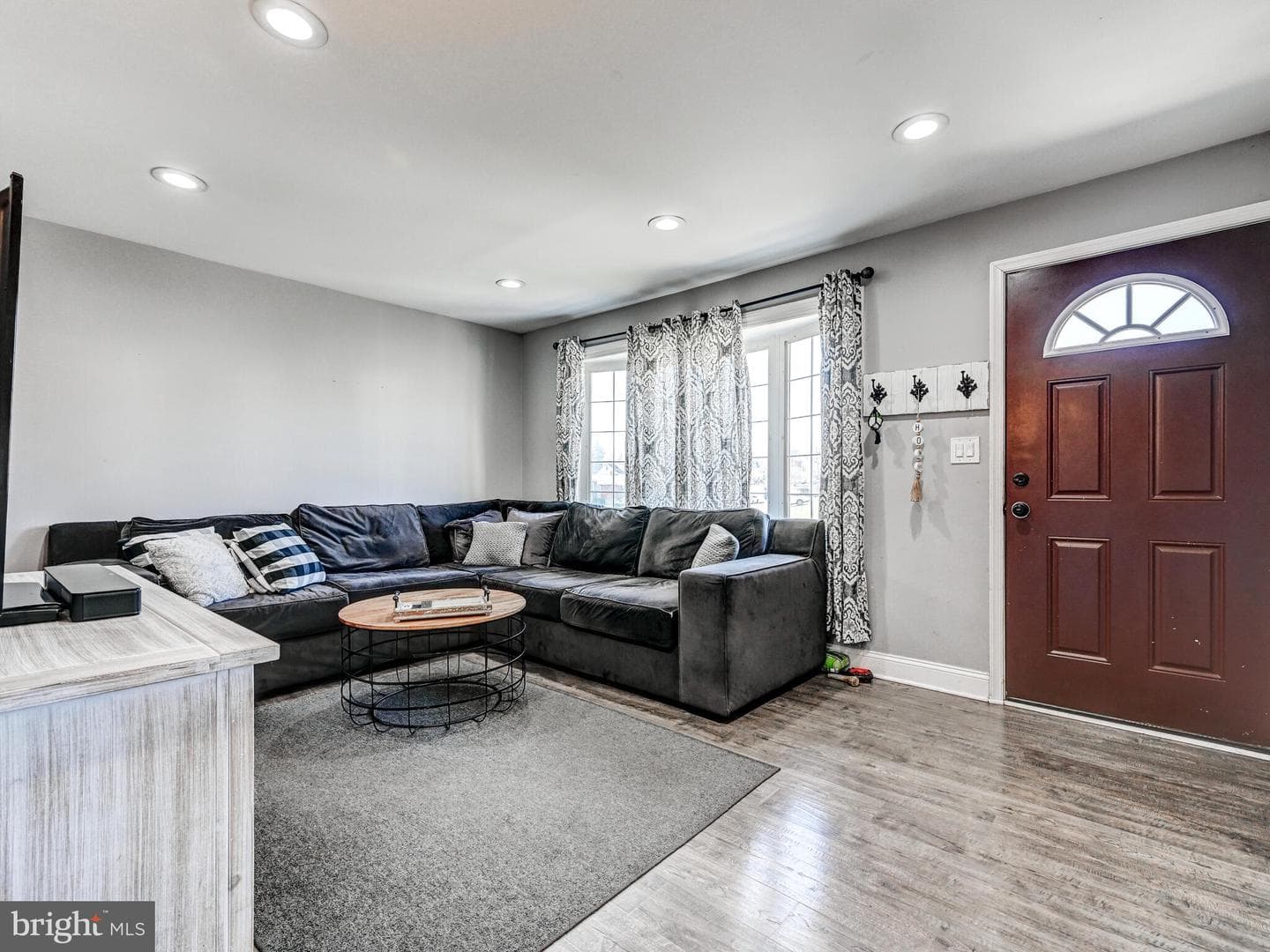 2712 Burridge Road photo 9