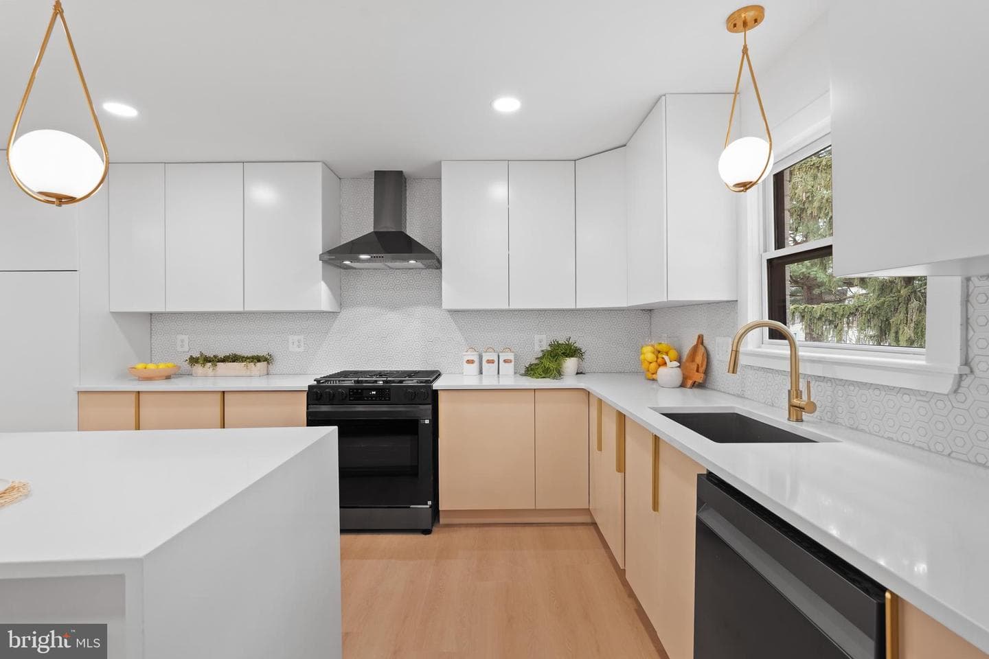 1018 Bosley Road photo 15