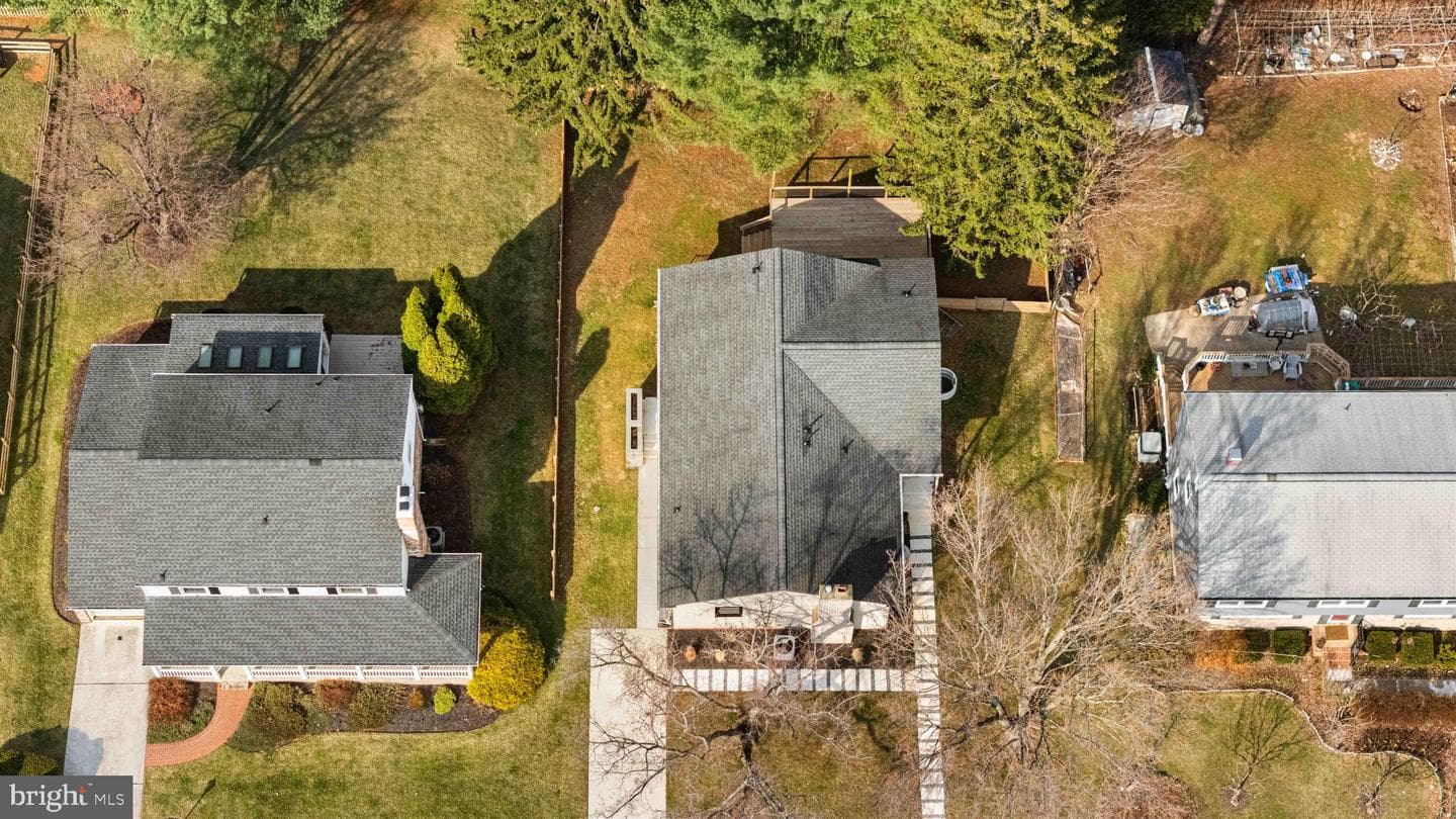 1018 Bosley Road photo 48
