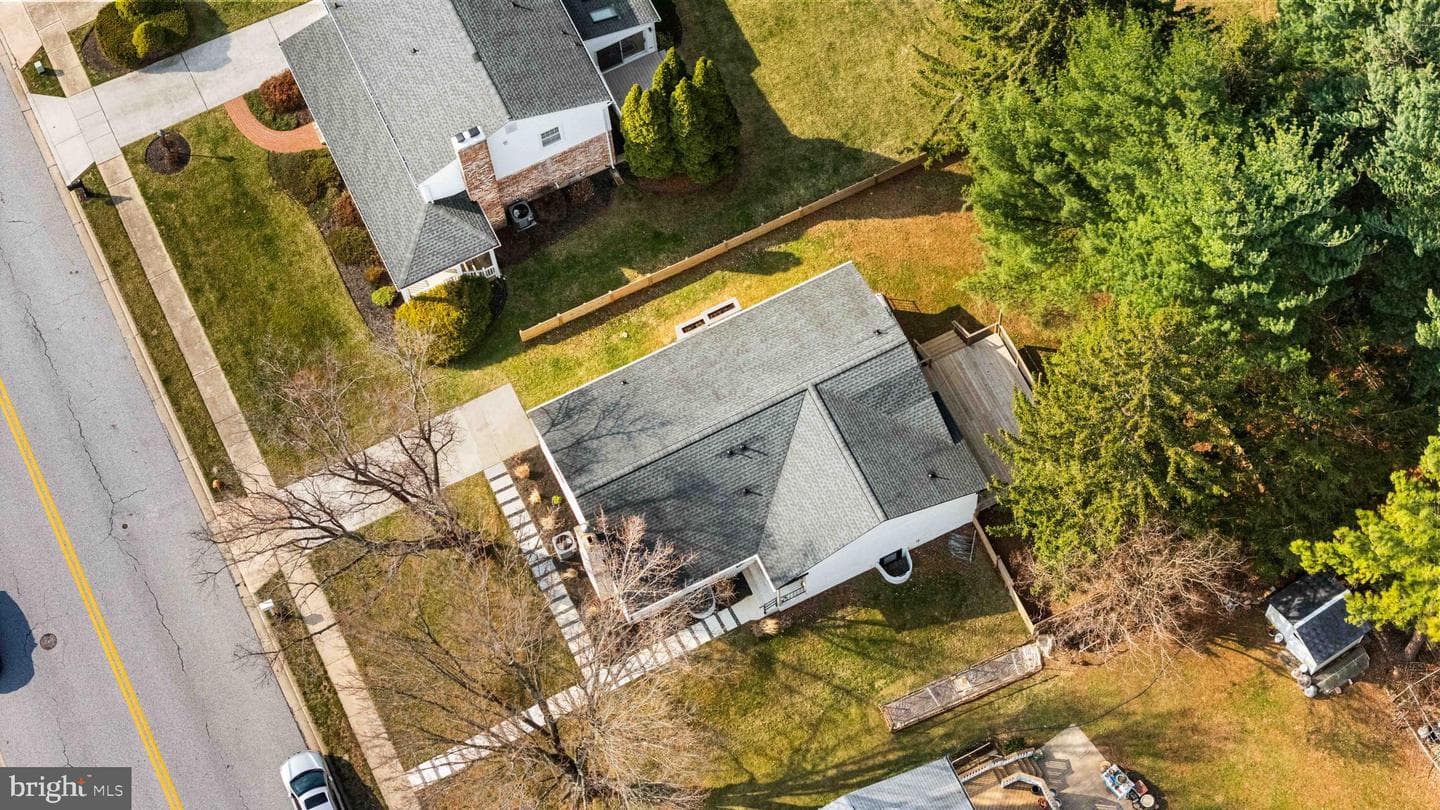 1018 Bosley Road photo 49