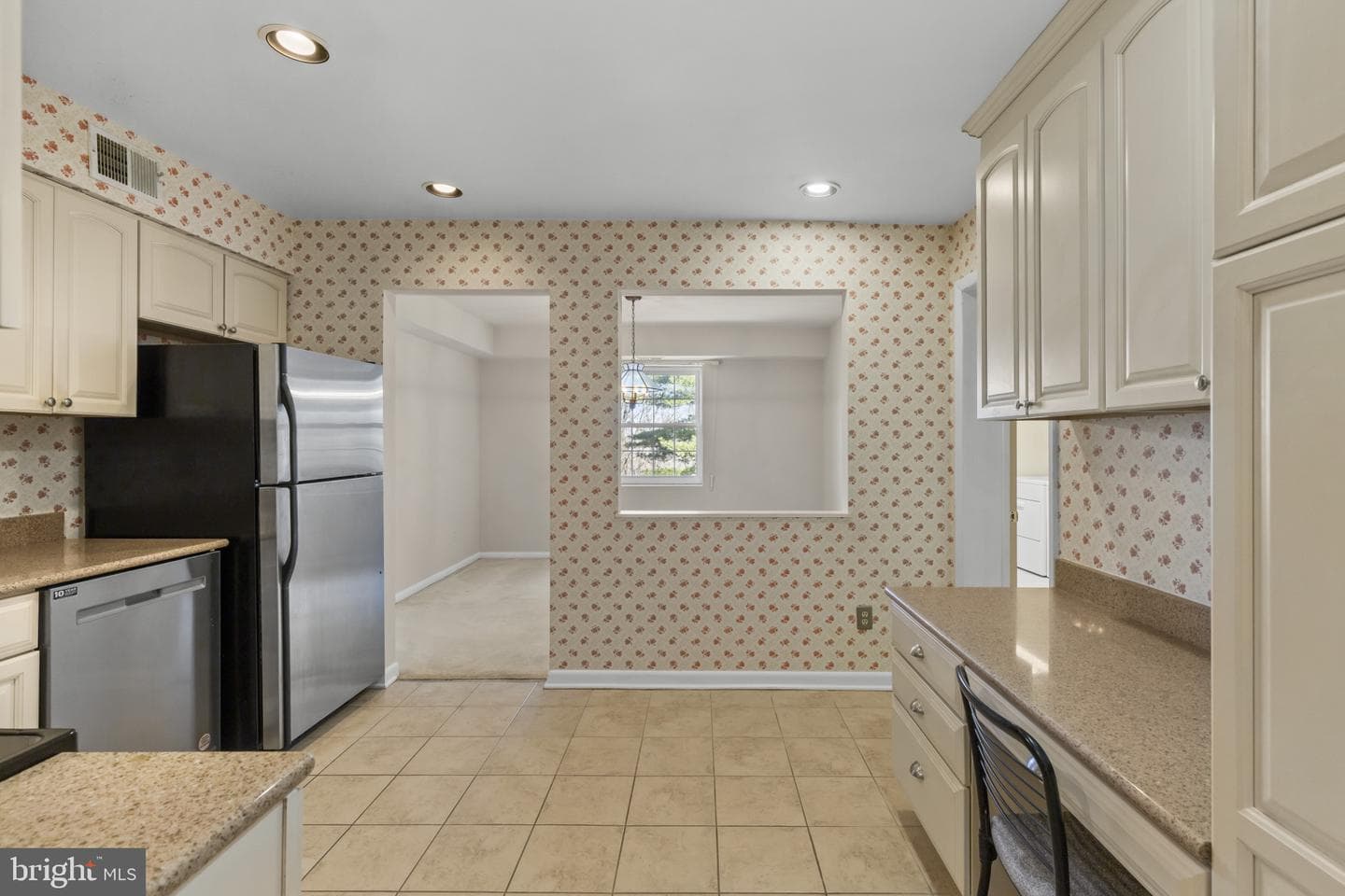 6 Gurteen Court #301 photo 11