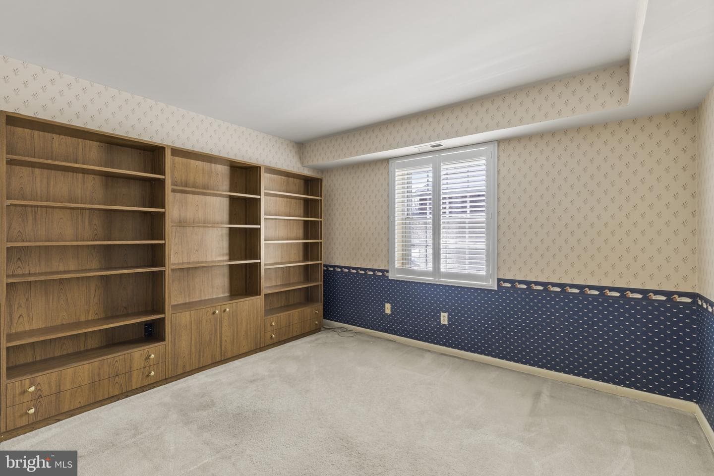 6 Gurteen Court #301 photo 16