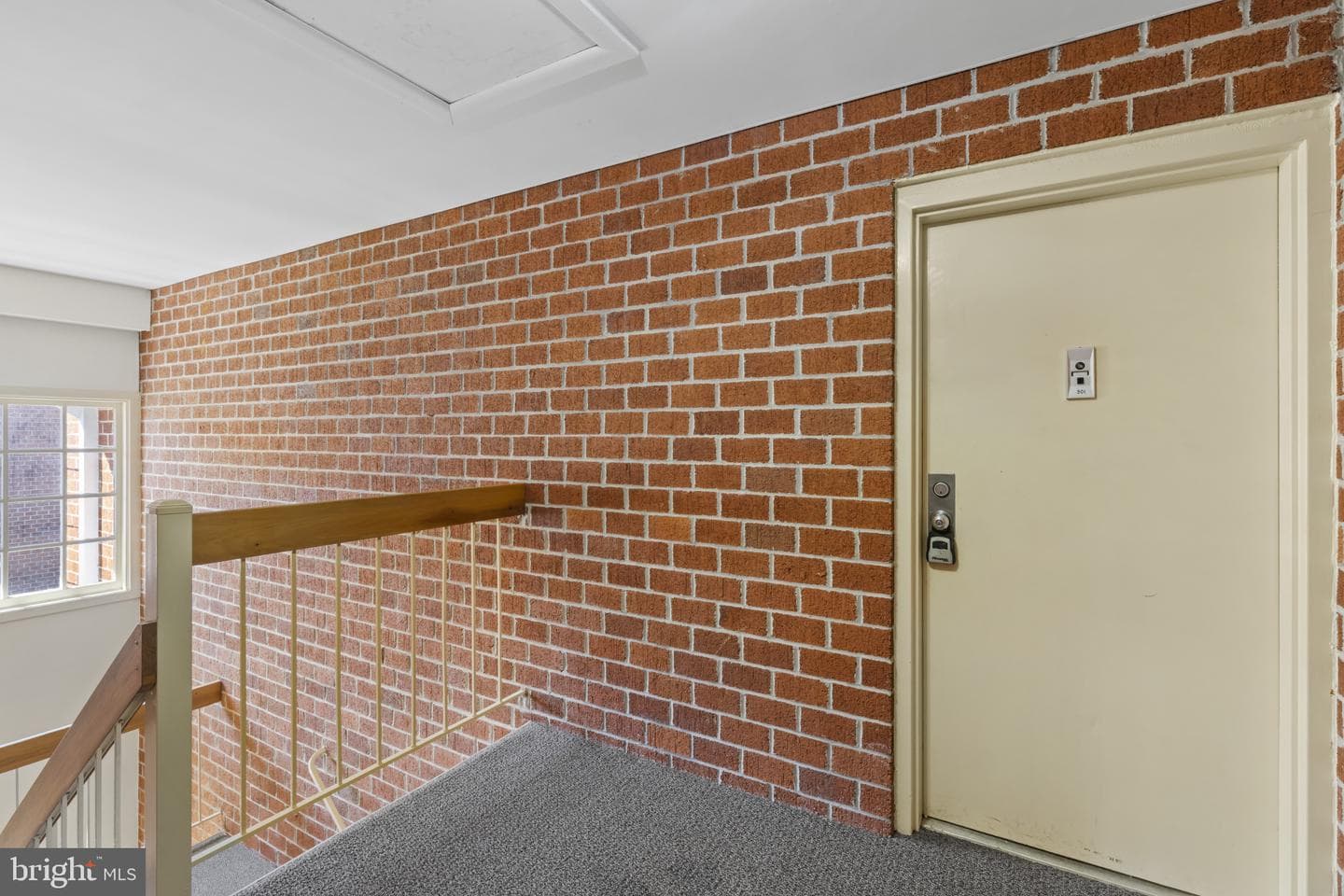 6 Gurteen Court #301 photo 5